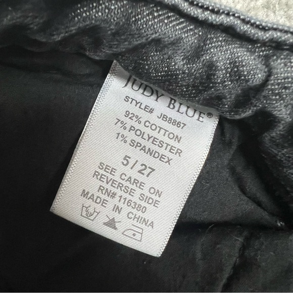 Judy Blue Jeans 5 27 Black Wash Boyfriend Fit Destroyed Bleach Splattered - Picture 8 of 9